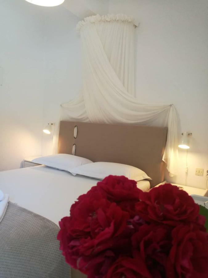 Andreas And Petrinela Rooms Triovasalos Luaran gambar